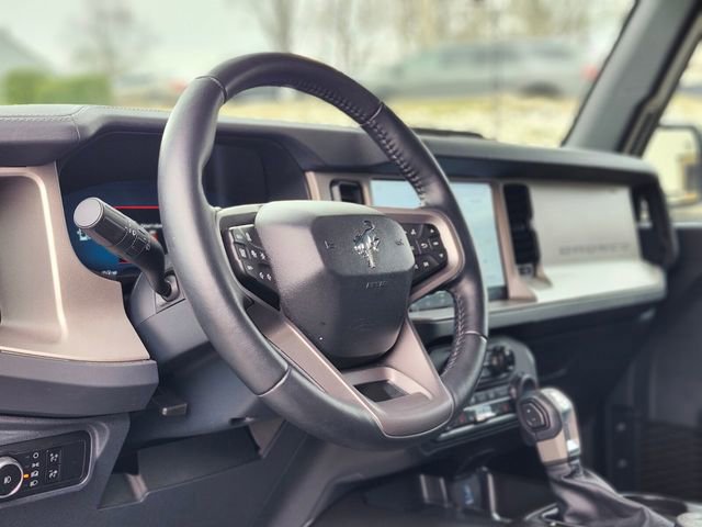 Certified 2025 Ford Bronco Outer Banks AWD/4WD image 18