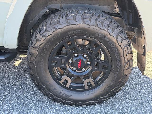 Used 2023 Toyota 4Runner TRD Off-Road Premium w/ Moonroof Package AWD/4WD image 21