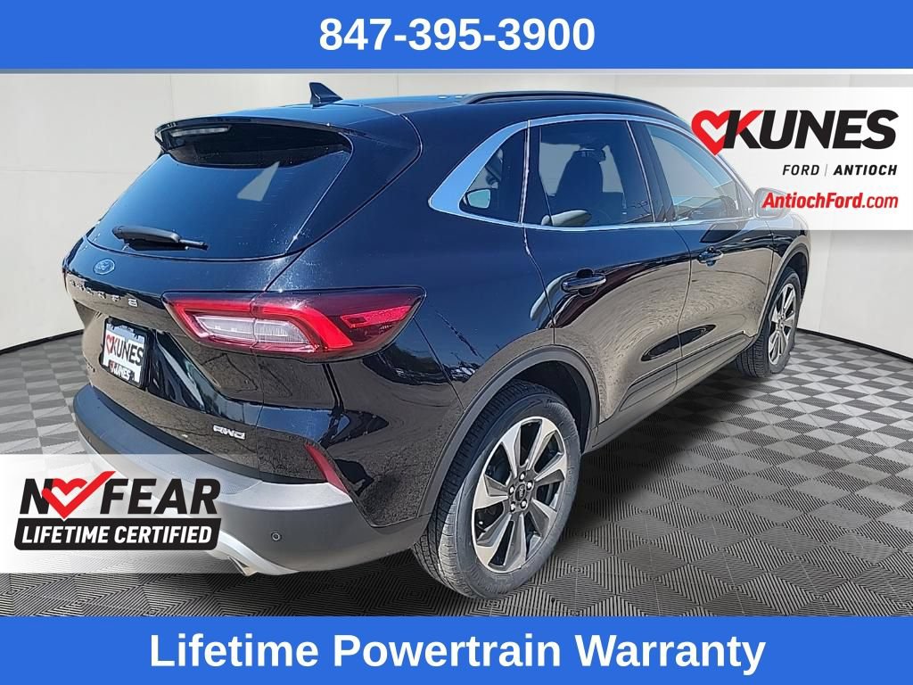 Certified 2025 Ford Escape Platinum AWD/4WD image 8