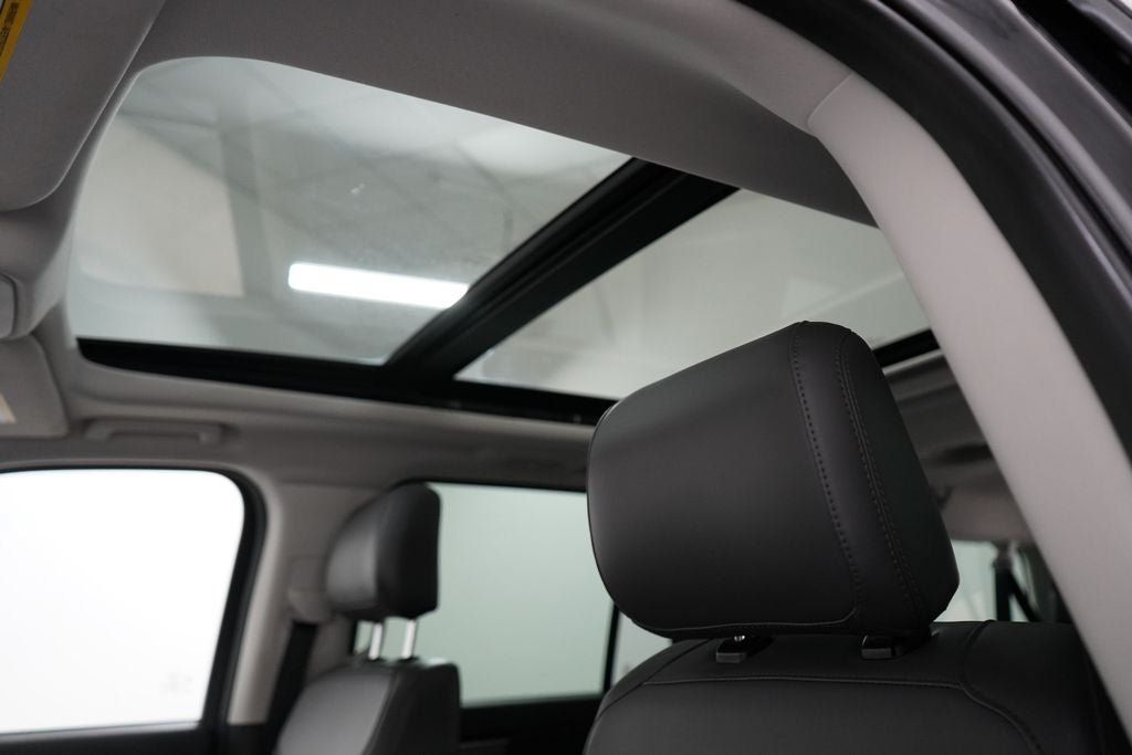 Certified 2025 Ford Expedition Max Active AWD/4WD image 15
