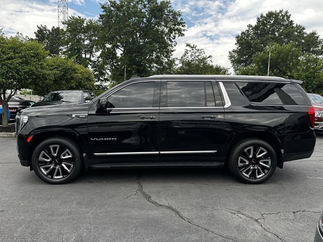 Used 2021 GMC Yukon XL SLT w/ SLT Luxury Plus Package AWD/4WD image 8