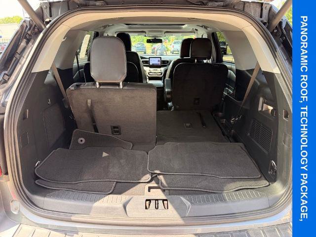 Certified 2023 Ford Explorer XLT w/ Equipment Group 202A AWD/4WD image 8
