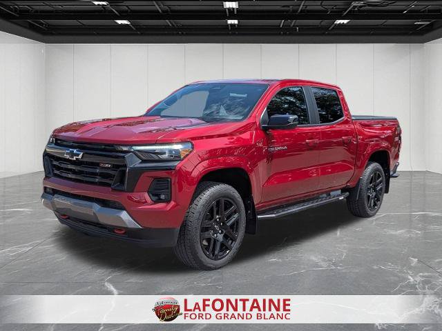 Used 2024 Chevrolet Colorado Z71 w/ Z71 Convenience Package 2