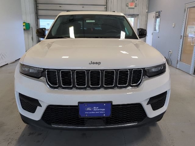 Used 2023 Jeep Grand Cherokee Laredo AWD/4WD image 8