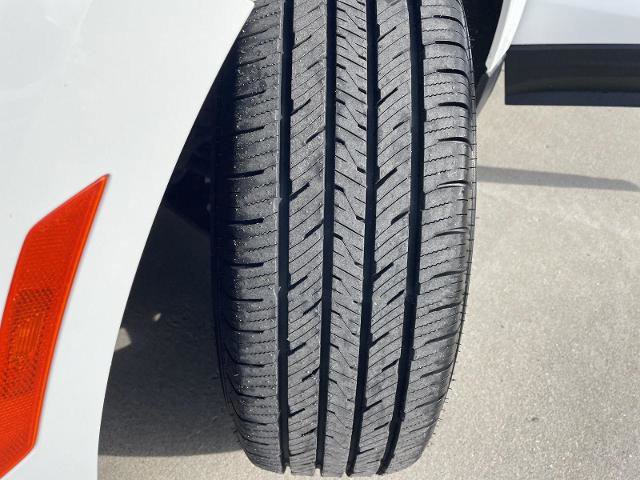 Used 2022 Chevrolet Equinox LS w/ LS Convenience Package image 11