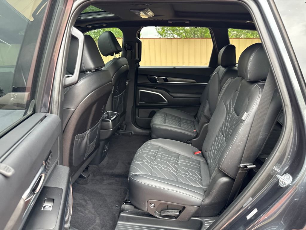 Used 2023 Kia Telluride SX X-Line AWD/4WD image 18