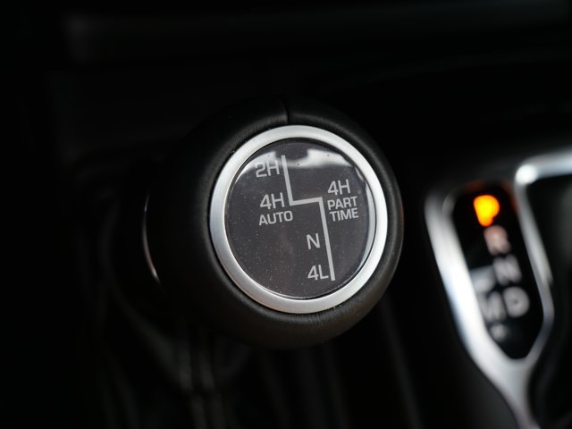 Used 2022 Jeep Wrangler Unlimited Sahara w/ Cold Weather Group AWD/4WD image 19