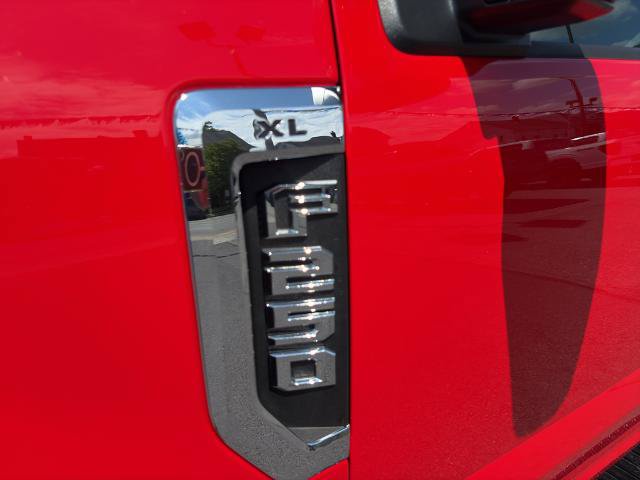 Certified 2019 Ford F250 XL w/ XL Value Package AWD/4WD image 13