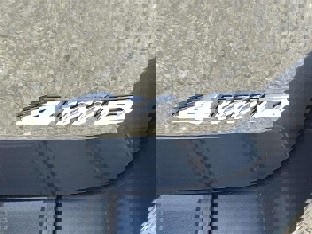 Certified 2022 Ford Explorer XLT w/ Equipment Group 202A image 11