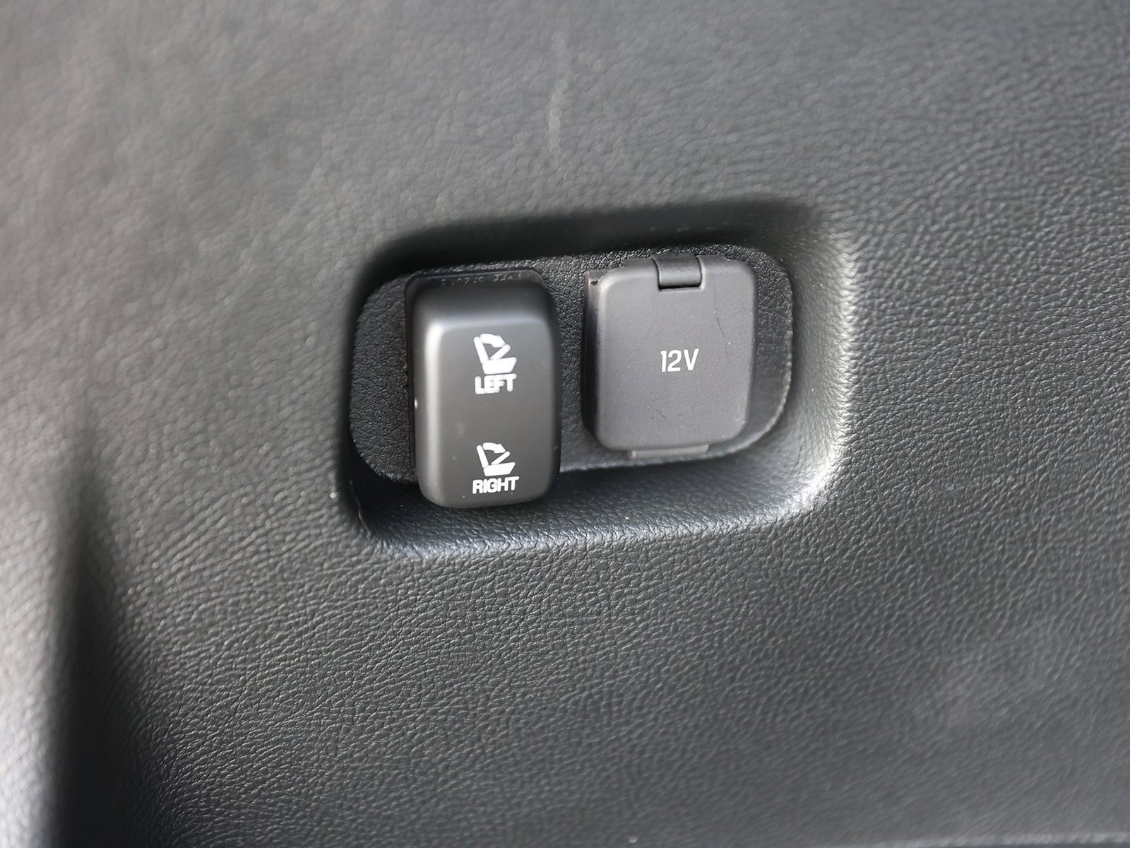 Certified 2022 Ford Edge ST image 14