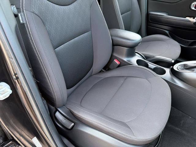 Used 2019 Kia Soul FWD image 22