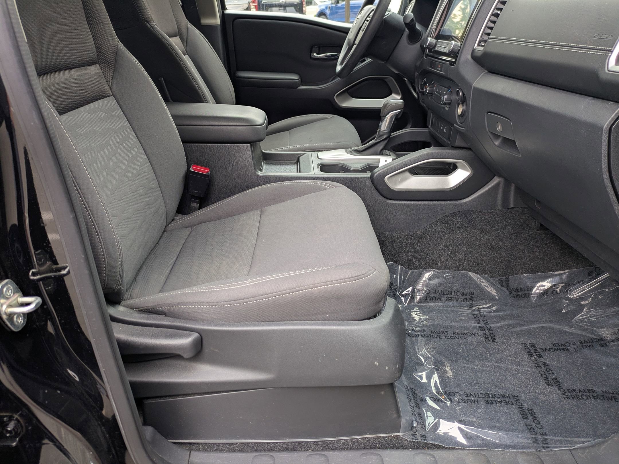 Used 2022 Nissan Frontier SV AWD/4WD image 35