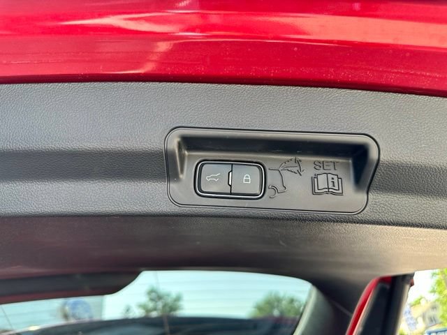 Certified 2023 Ford Explorer XLT w/ Equipment Group 202A AWD/4WD image 17