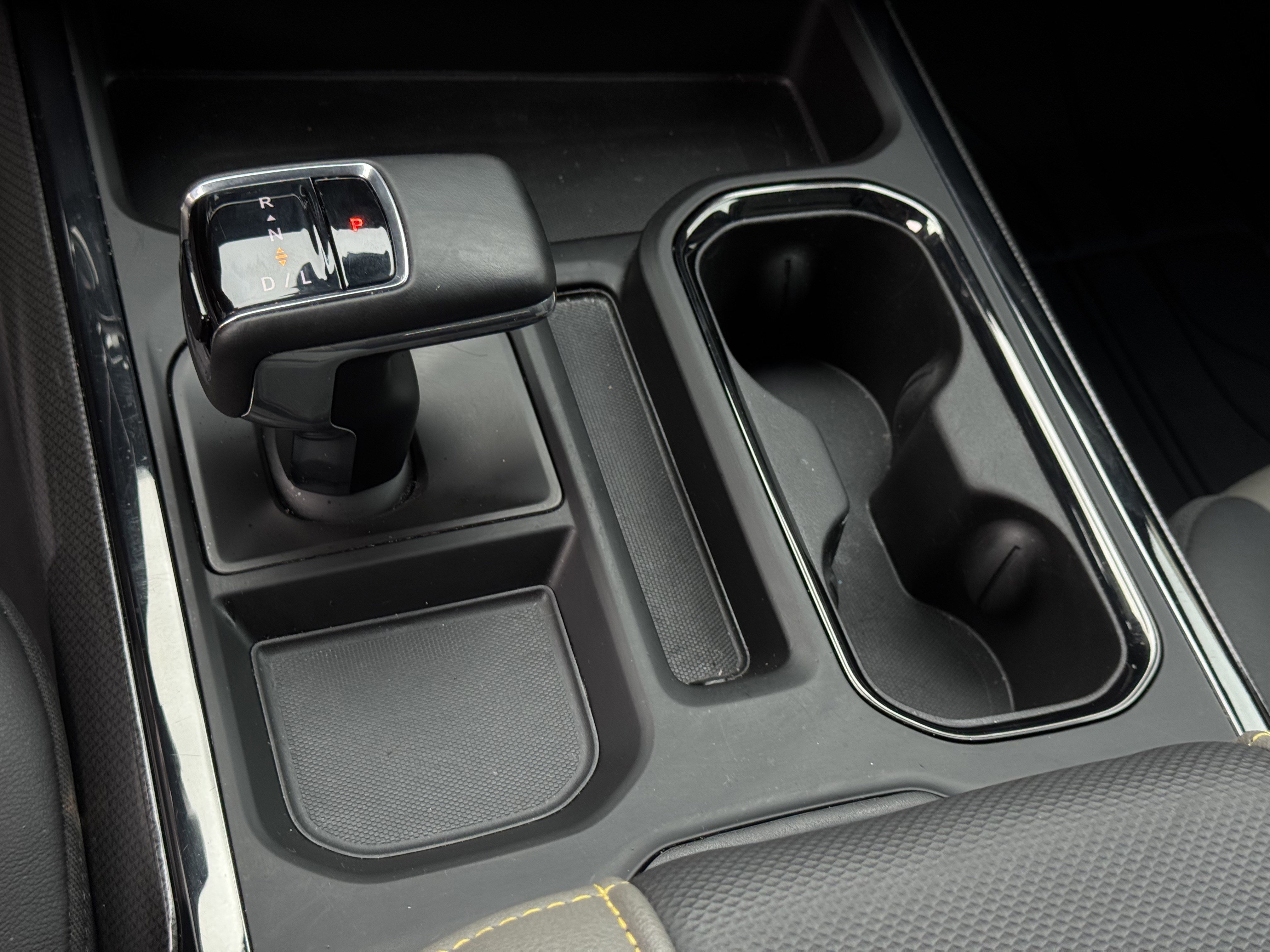 Used 2024 Chevrolet Silverado 1500 ZR2 w/ Technology Package image 22