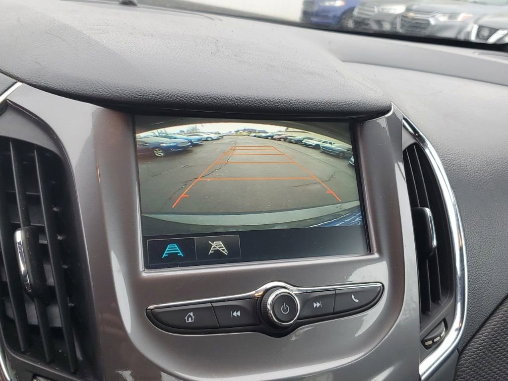 Used 2017 Chevrolet Cruze LT w/ RS Package image 23