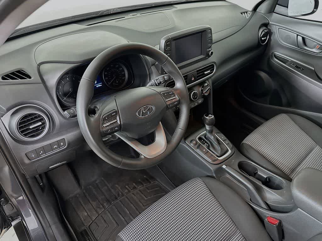 Used 2019 Hyundai Kona SEL FWD image 2
