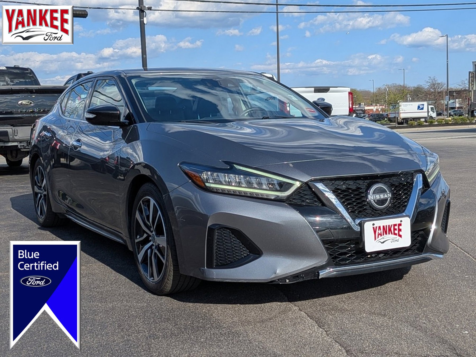 Used 2023 Nissan Maxima SV w/ Floor Mat Group