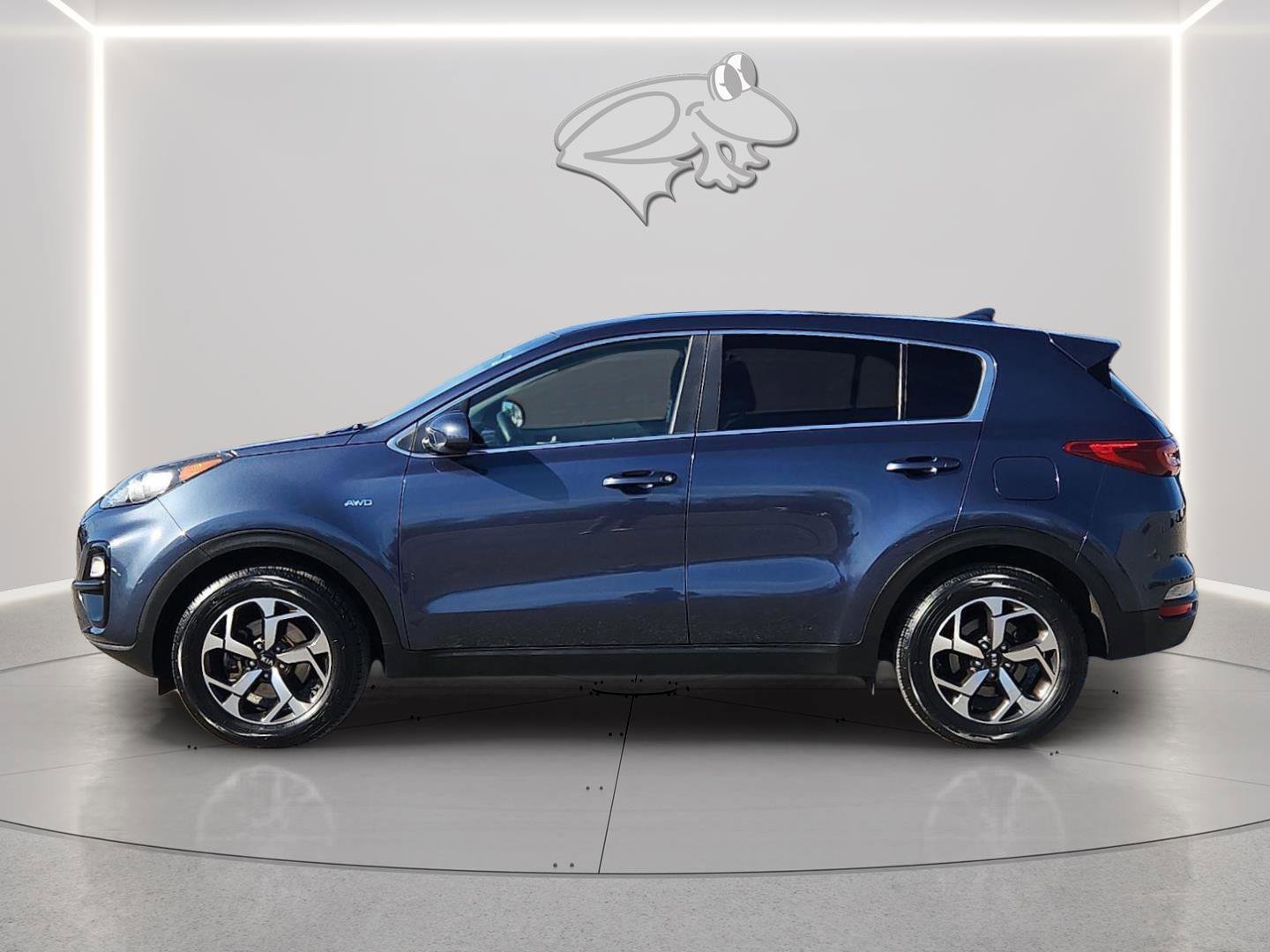 Used 2021 Kia Sportage LX image 2