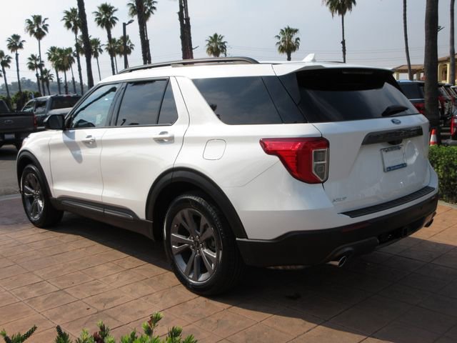 Certified 2023 Ford Explorer XLT w/ Equipment Group 202A image 5