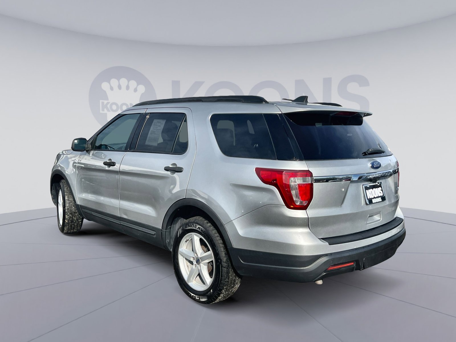 Certified 2019 Ford Explorer 4WD w/ Class III Trailer Tow Package image 4