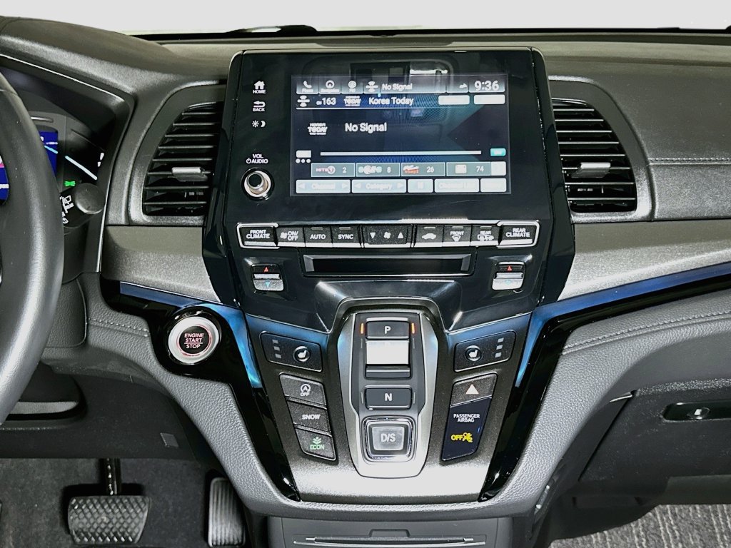Used 2023 Honda Odyssey Touring image 15