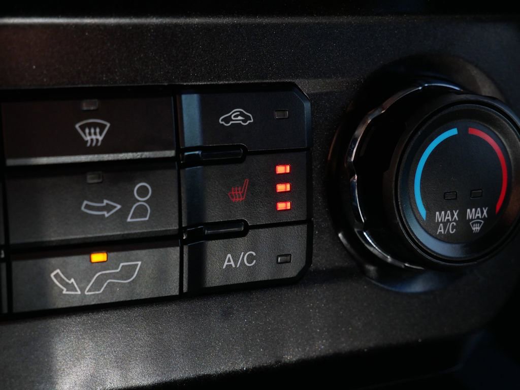 Certified 2018 Ford F150 XLT w/ Equipment Group 302A Luxury image 29