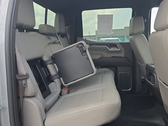 Used 2023 GMC Sierra 1500 SLT w/ SLT Convenience Package AWD/4WD image 14