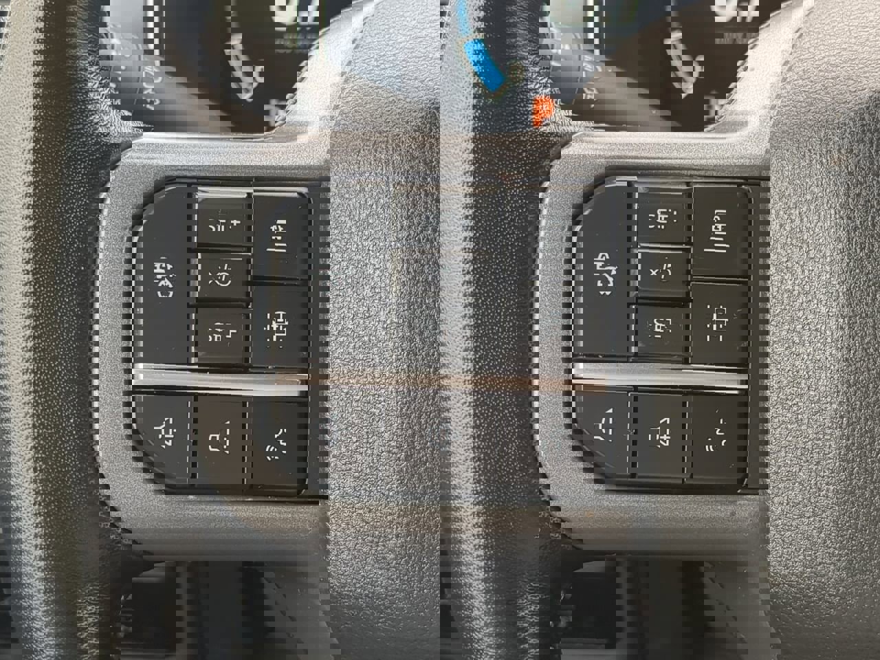 Certified 2023 Ford F150 Lariat w/ Equipment Group 502A High image 26