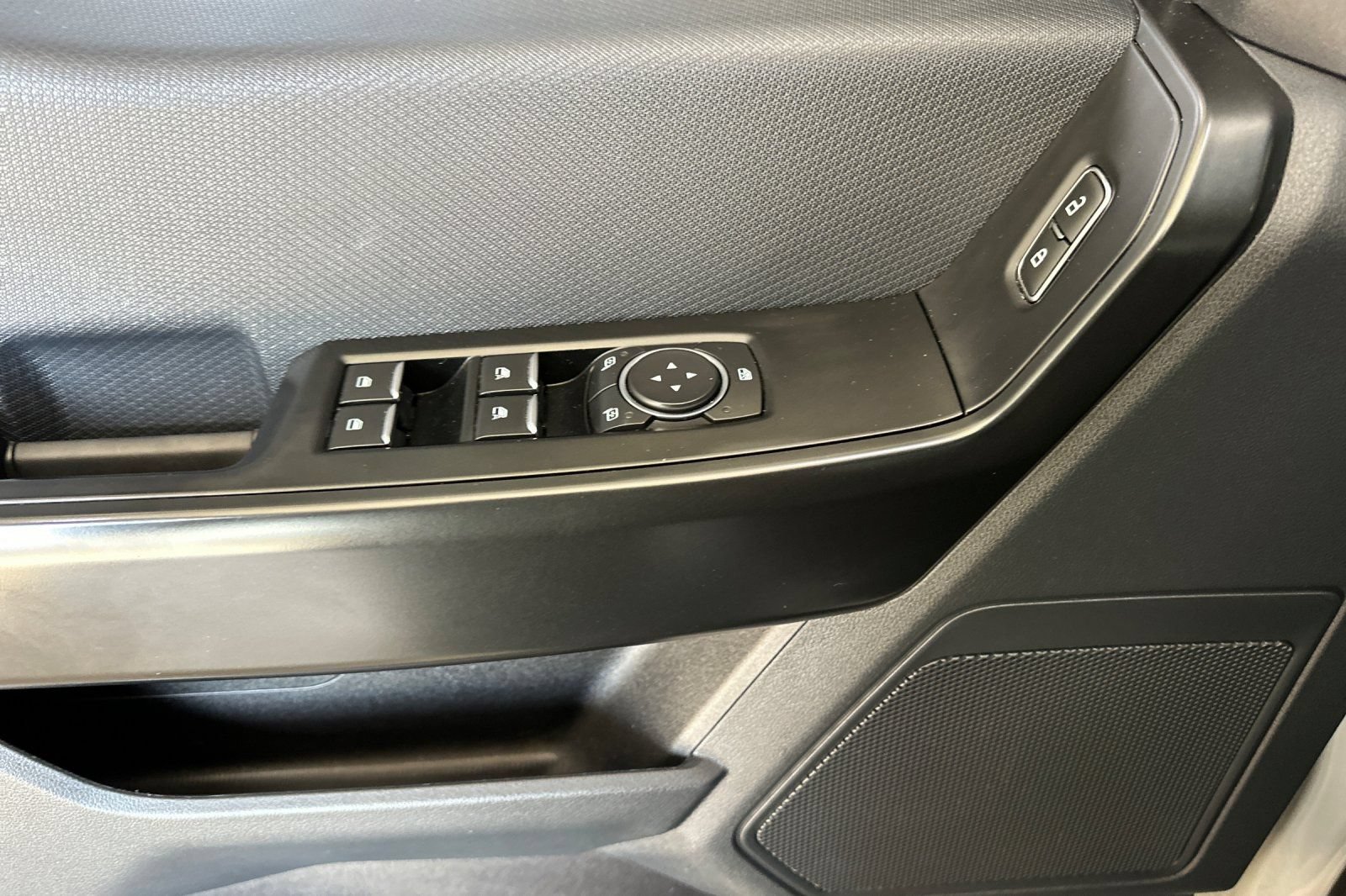 Certified 2022 Ford F150 XL w/ STX Appearance Package AWD/4WD image 6