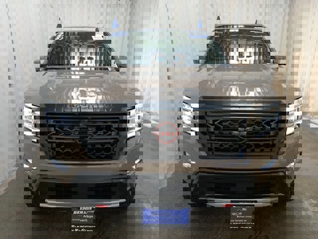 Used 2023 Nissan Frontier PRO-4X w/ Pro Convenience Package image 8