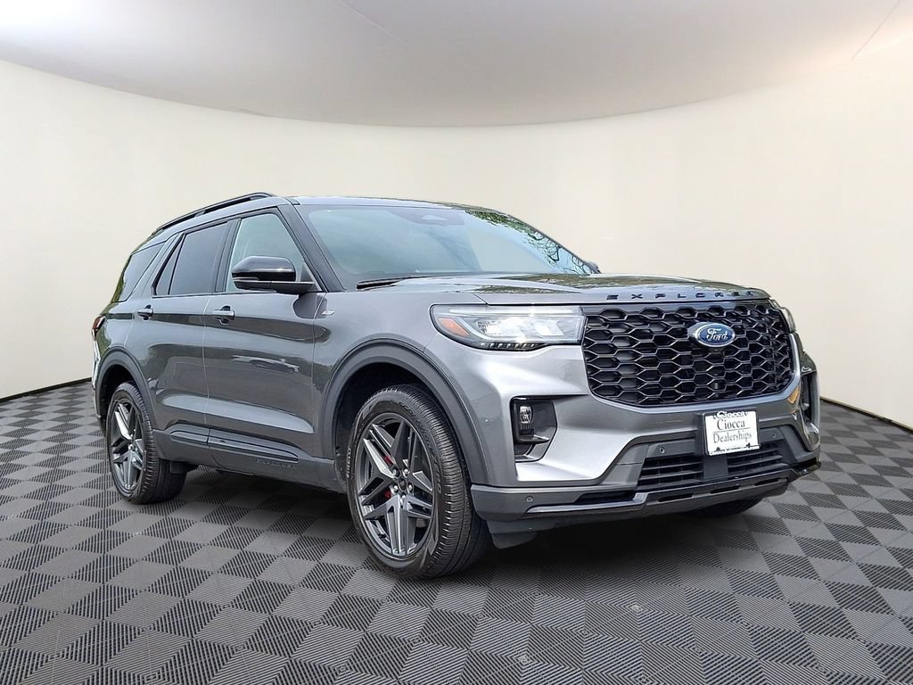 Certified 2025 Ford Explorer ST-Line w/ Premium Package