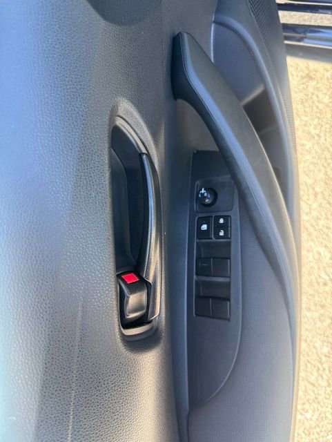 Used 2023 Toyota Corolla LE FWD image 16