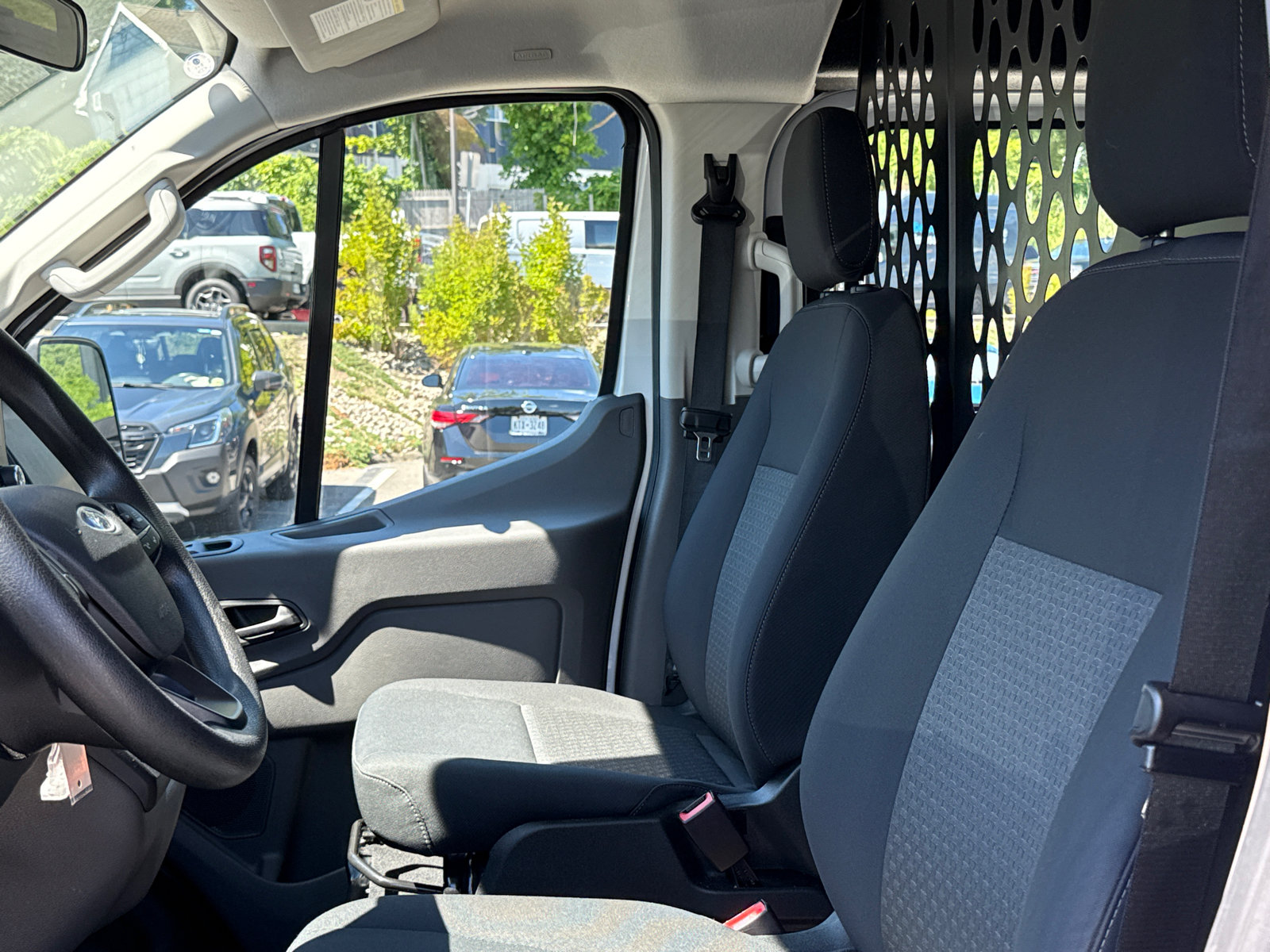 Certified 2025 Ford Transit 250 Low Roof w/ Exterior Upgrade Package RWD image 10