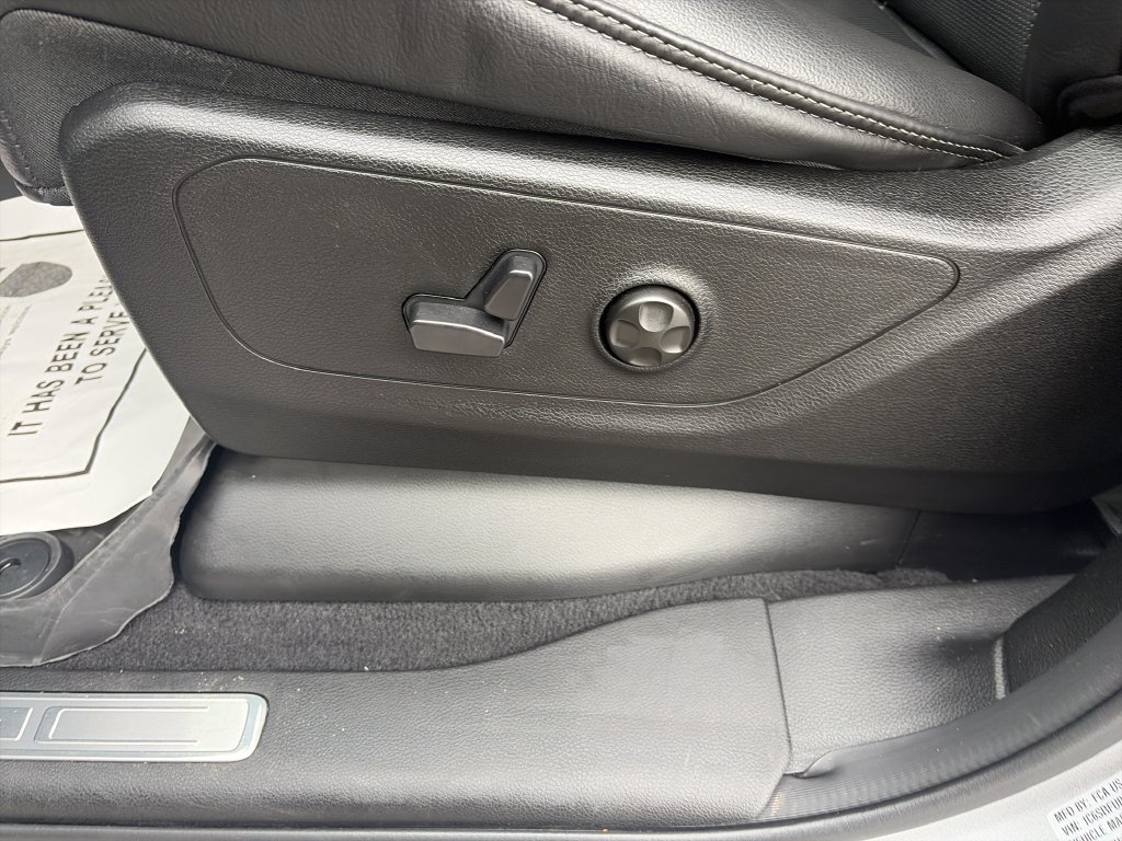 Used 2025 RAM 1500 RHO AWD/4WD image 13