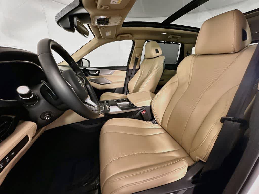 Used 2023 Acura MDX SH-AWD w/ Technology Package image 11