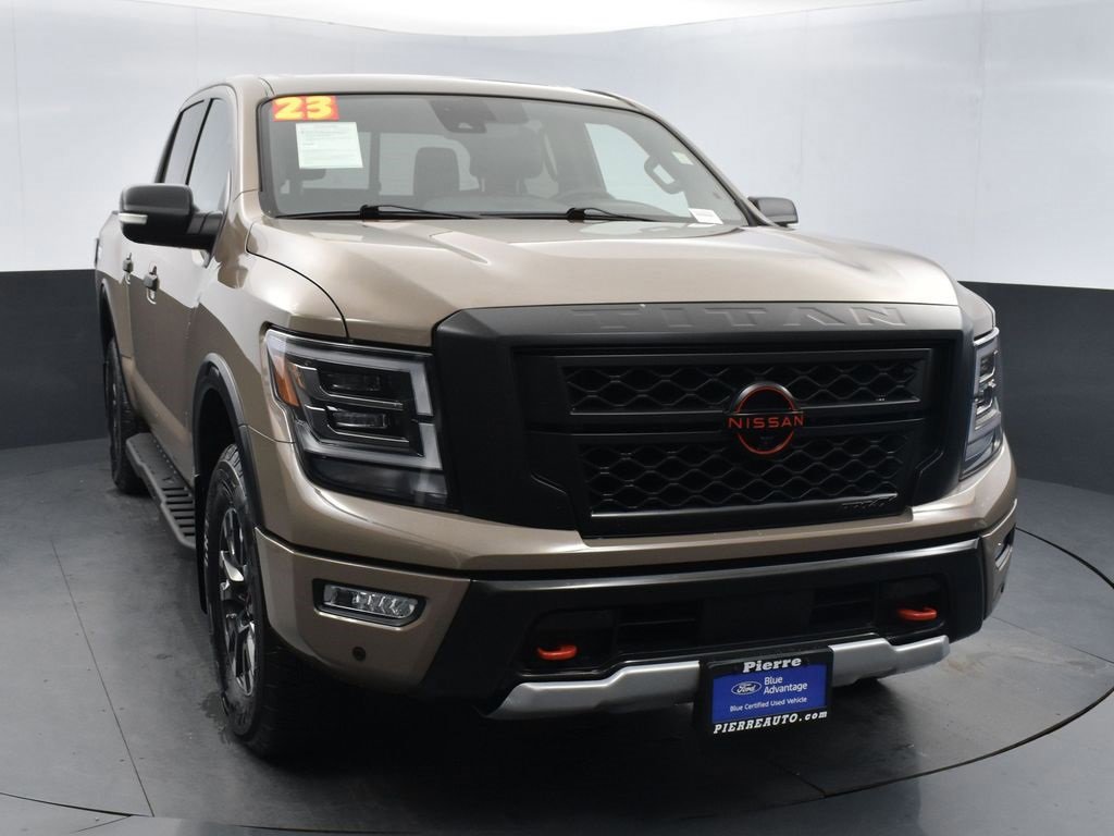 Used 2023 Nissan Titan PRO-4X w/ Pro-4x Convenience Package image 7