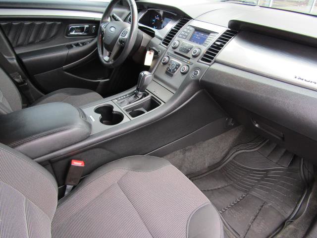 Certified 2018 Ford Taurus SEL image 12