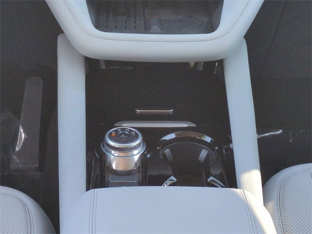 Certified 2025 Ford Explorer Platinum w/ Ultimate Package image 19