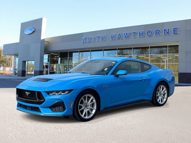 Certified 2025 Ford Mustang GT Premium RWD image 3