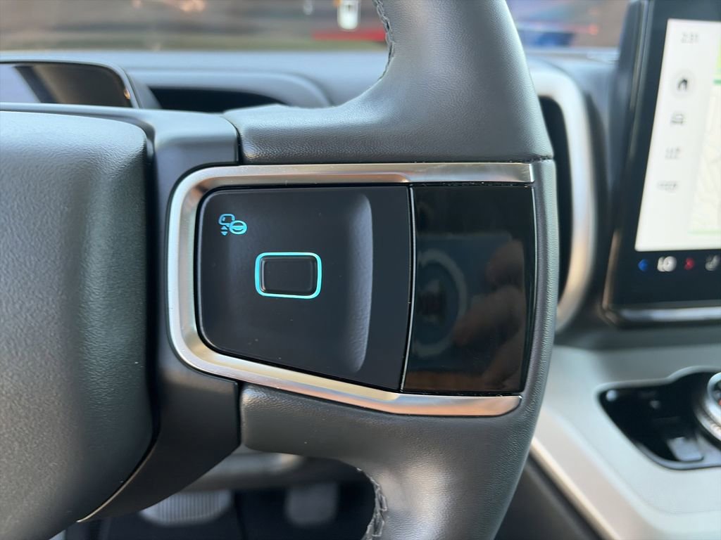 Certified 2025 Ford Expedition Active AWD/4WD image 22