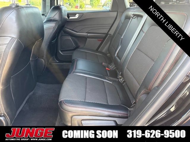 Certified 2023 Ford Escape ST-Line w/ Tech Pack #1 AWD/4WD image 10