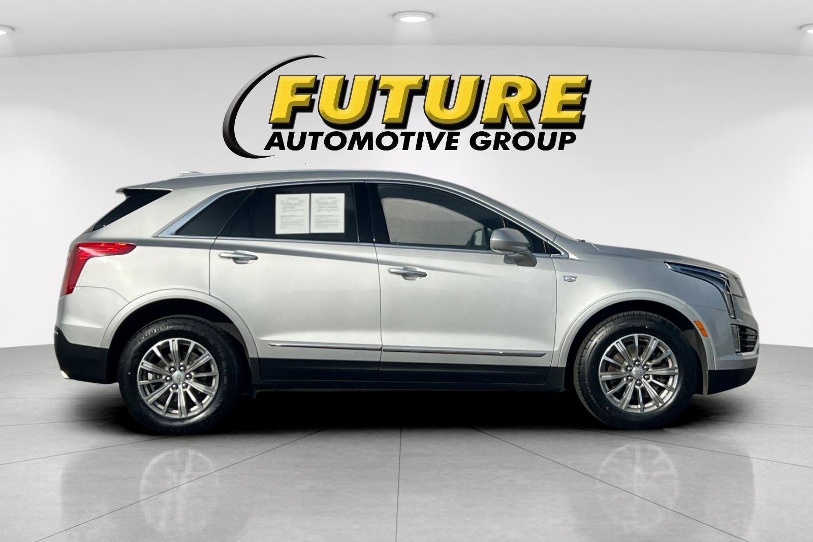 Used 2019 Cadillac XT5 Luxury image 2