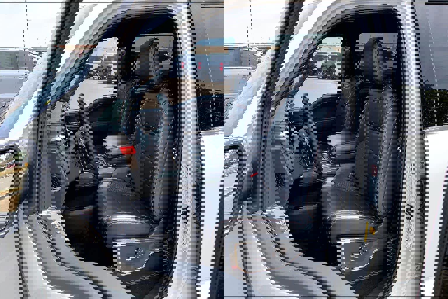 Certified 2024 Ford F150 Raptor AWD/4WD image 10