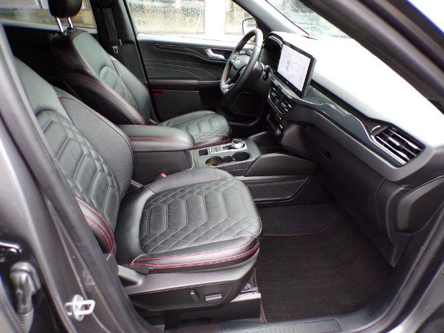 Certified 2023 Ford Escape ST-Line Elite w/ Premium Technology Package AWD/4WD image 12