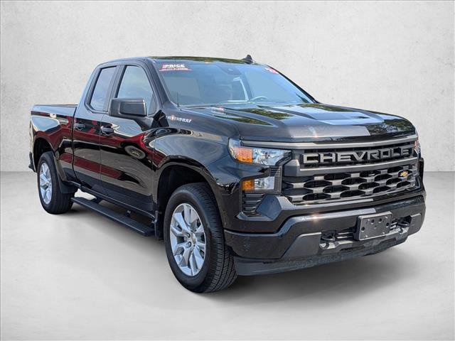 Used 2025 Chevrolet Silverado 1500 Custom AWD/4WD image 3