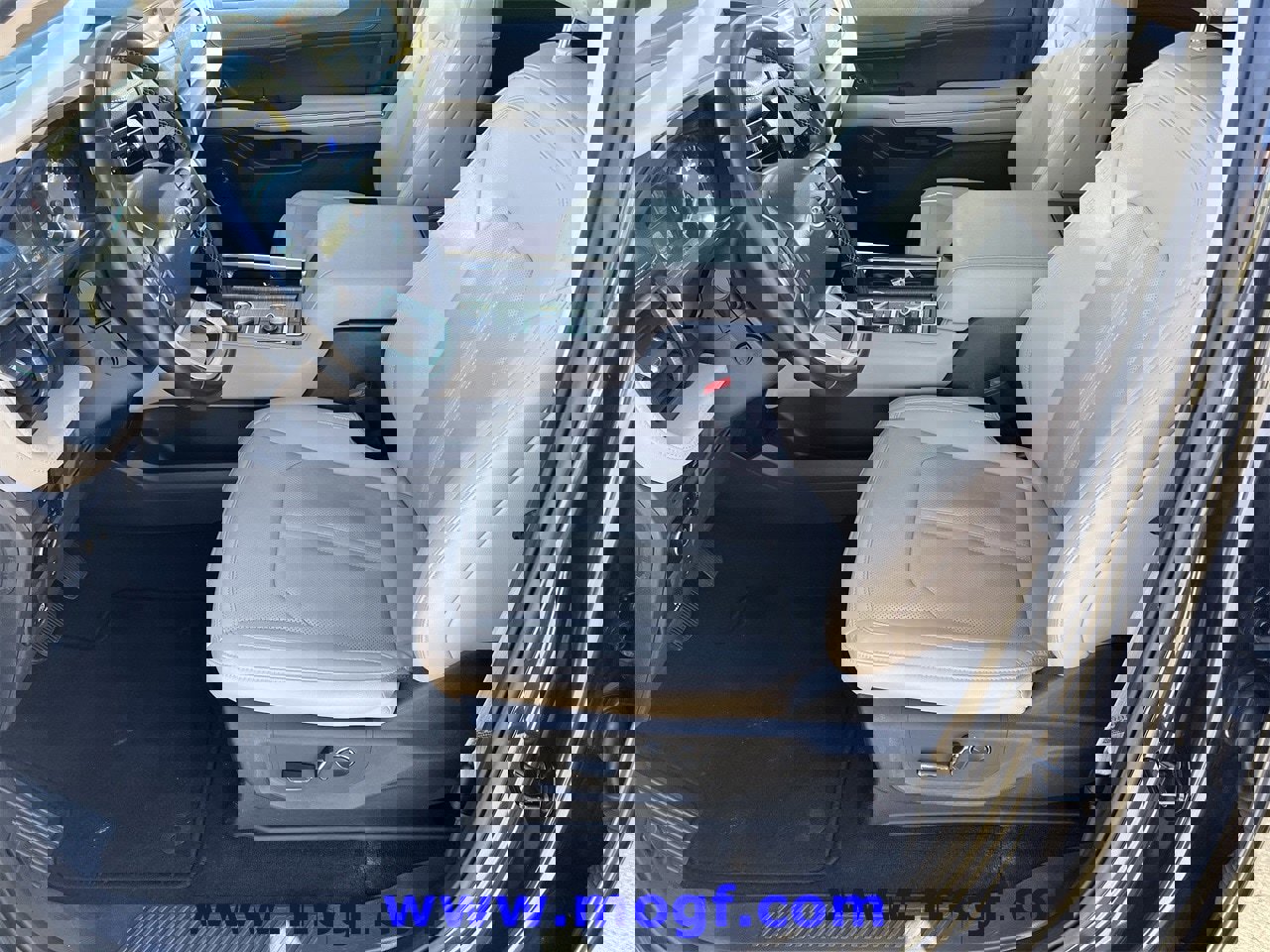 Certified 2024 Ford Expedition Max Limited image 27