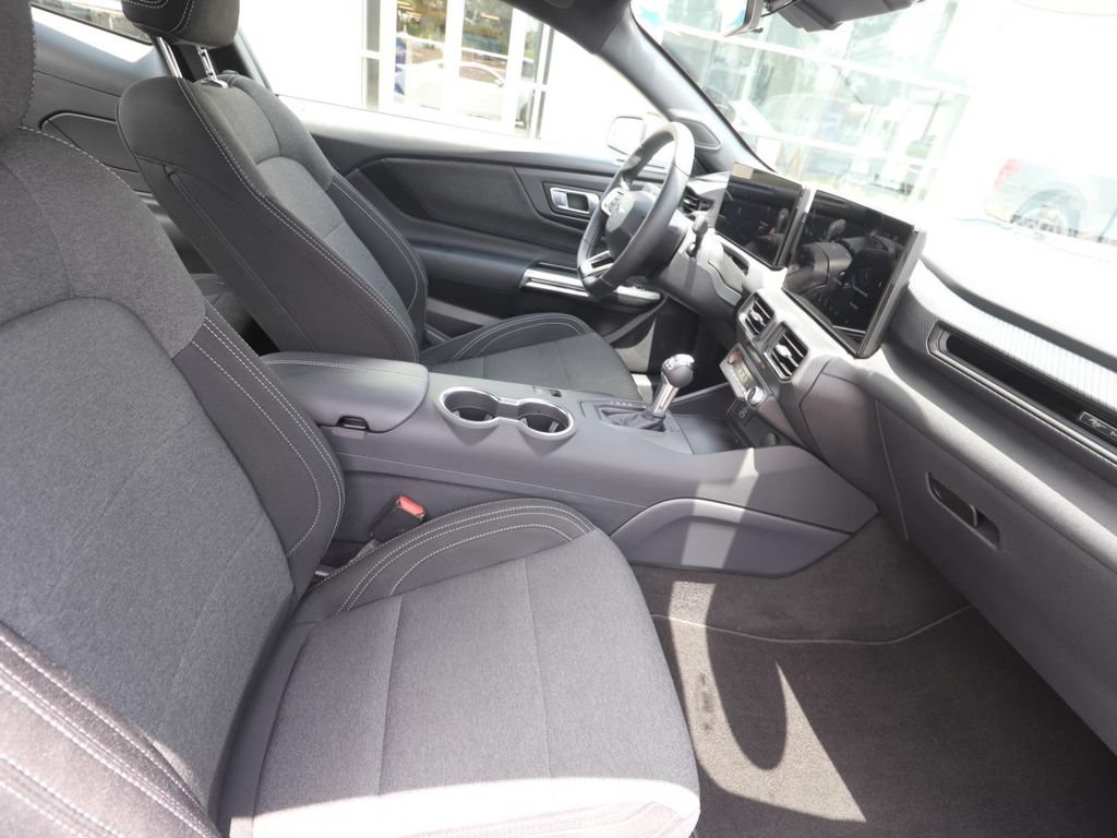 Certified 2025 Ford Mustang Coupe RWD image 12