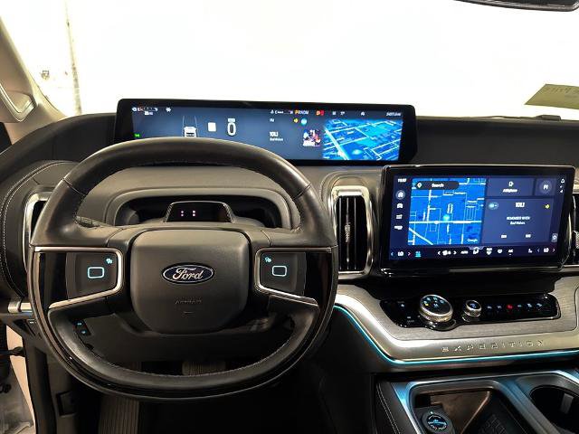Certified 2025 Ford Expedition Max Platinum AWD/4WD image 8