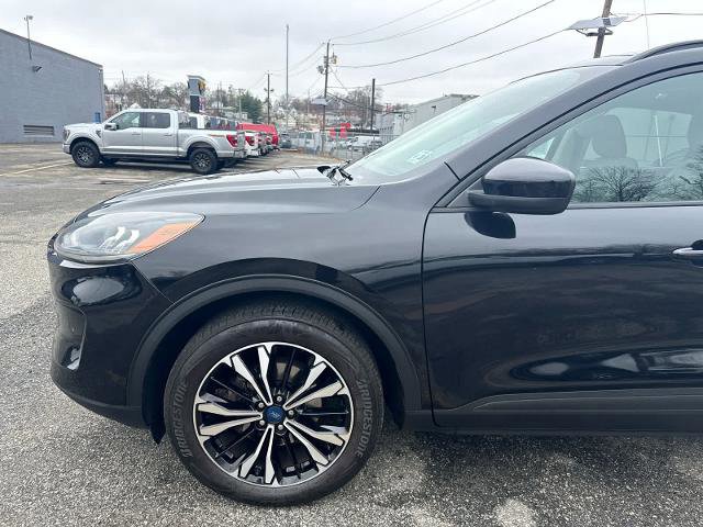 Certified 2022 Ford Escape SE w/ SE Sport Appearance Package AWD/4WD image 14