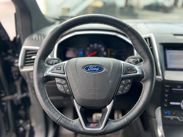 Certified 2019 Ford Edge ST w/ Equipment Group 401A AWD/4WD image 15